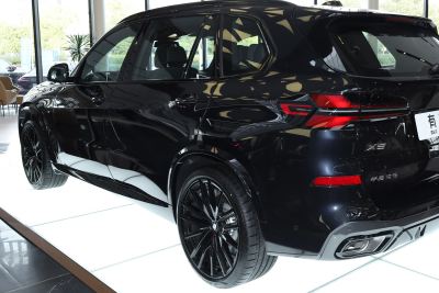 2026款 xDrive 40Li 尊享型M运动曜夜套装-外观-图片-有驾