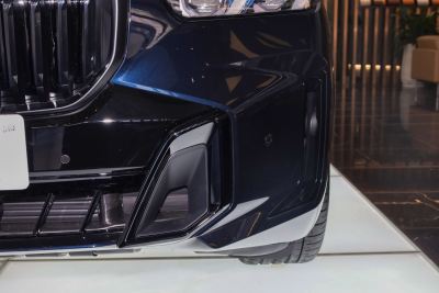 2026款 xDrive 40Li 尊享型M运动曜夜套装-外观-图片-有驾