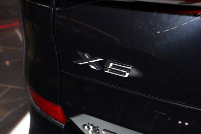 2026款 xDrive 40Li 尊享型M运动曜夜套装-外观-图片-有驾