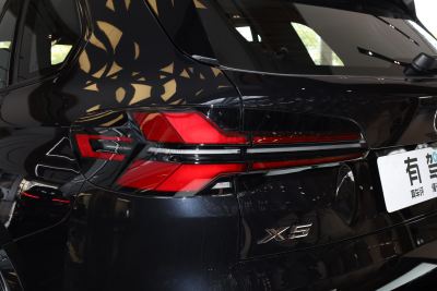 2026款 xDrive 40Li 尊享型M运动曜夜套装-外观-图片-有驾