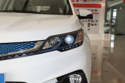 2019款 EV400 旗舰版-外观-图片-有驾