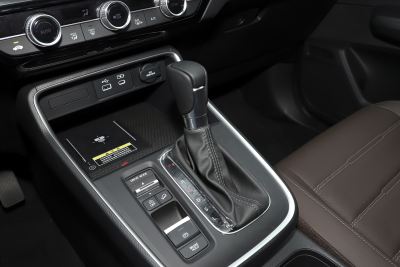2024款 240TURBO 四驱臻享版 5座-内饰-图片-有驾