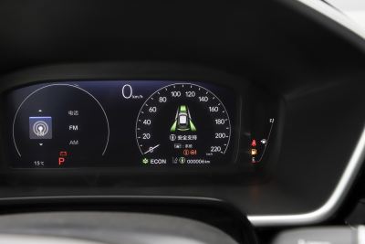 2024款 240TURBO 四驱臻享版 5座-内饰-图片-有驾