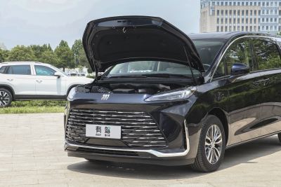 2025款 陆上公务舱 先享版-外观-图片-有驾
