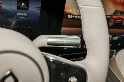 2024款 增程 Ultra版 42kWh 6座版-内饰-图片-有驾