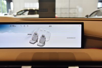 2024款 2.5T 后驱旗舰版-内饰-图片-有驾