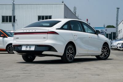 2025款 520km 舒享版-外观-图片-有驾