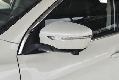 2023款 经典 2.0L CVT XV Prem.智享版-外观-图片-有驾