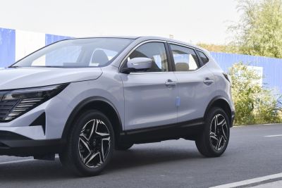 2025款 荣誉 2.0L CVT XV+领先版-外观-图片-有驾