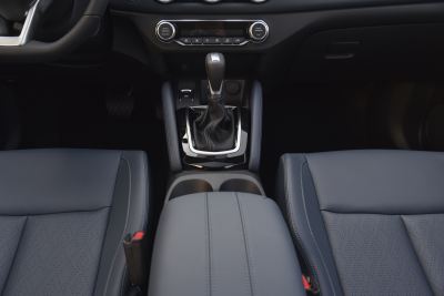2025款 荣誉 2.0L CVT XV+领先版-内饰-图片-有驾