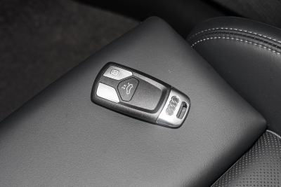 2025款 quattro 45周年典藏版 45 TFSI 豪华动感型-内饰-图片-有驾
