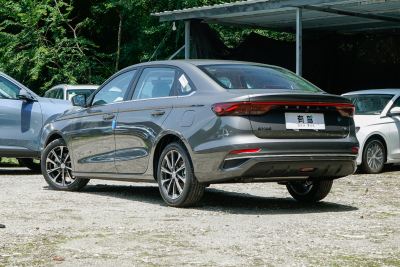 2025款 第4代 1.5L CVT旗舰型-外观-图片-有驾