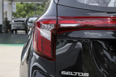 2023款 1.5L CVT豪华版-外观-图片-有驾