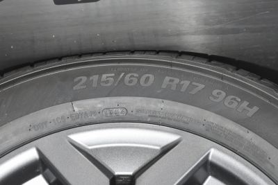 2023款 1.5L CVT豪华版-外观-图片-有驾