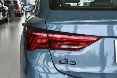 2025款  quattro 45周年典藏版 40TFSI 时尚型-外观-图片-有驾