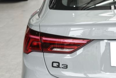 2025款  quattro 45周年典藏版 40TFSI 时尚型-外观-图片-有驾