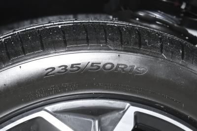 2025款  quattro 45周年典藏版 40TFSI 时尚型-外观-图片-有驾