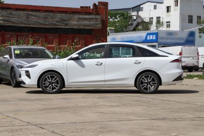 2025款 520km 尊享版-外观-图片-有驾