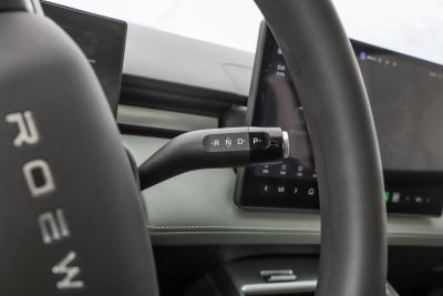 2025款 520km 尊享版-内饰-图片-有驾