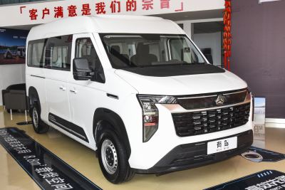 2026款 远行·泊然 2.0T 自动中轴中顶基础版-外观-图片-有驾