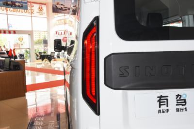 2026款 远行·泊然 2.0T 自动中轴中顶基础版-外观-图片-有驾