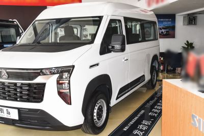 2026款 远行·泊然 2.0T 自动中轴中顶基础版-外观-图片-有驾