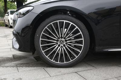 2026款 改款 E 300 L 豪华运动型-外观-图片-有驾