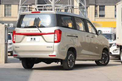 2022款 1.5L 豪华型客车 5座-外观-图片-有驾