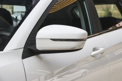 2022款 1.5T 手动亚马逊版 5座-外观-图片-有驾