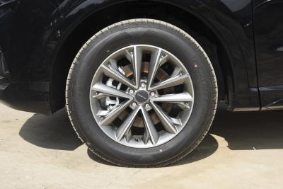 2022款 1.5T 手动亚马逊版 5座-外观-图片-有驾