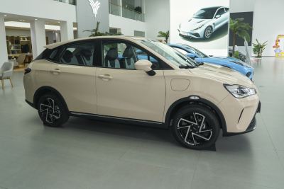 2023款 401 Lite-外观-图片-有驾
