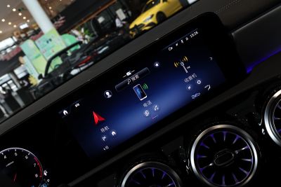2025款 改款 AMG A 35 L 4MATIC-内饰-图片-有驾 2025款 改款 AMG A 35 L 4MATIC-内饰-图片-有驾