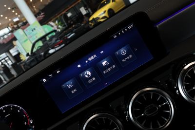 2025款 改款 AMG A 35 L 4MATIC-内饰-图片-有驾 2025款 改款 AMG A 35 L 4MATIC-内饰-图片-有驾