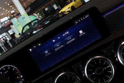 2025款 改款 AMG A 35 L 4MATIC-内饰-图片-有驾 2025款 改款 AMG A 35 L 4MATIC-内饰-图片-有驾