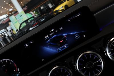 2025款 改款 AMG A 35 L 4MATIC-内饰-图片-有驾 2025款 改款 AMG A 35 L 4MATIC-内饰-图片-有驾