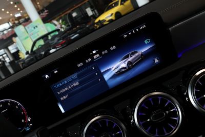 2025款 改款 AMG A 35 L 4MATIC-内饰-图片-有驾 2025款 改款 AMG A 35 L 4MATIC-内饰-图片-有驾