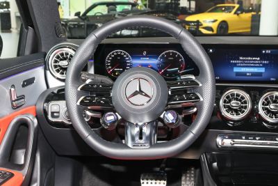 2025款 改款 AMG A 35 L 4MATIC-内饰-图片-有驾 2025款 改款 AMG A 35 L 4MATIC-内饰-图片-有驾