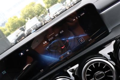 2025款 改款 AMG A 35 L 4MATIC-内饰-图片-有驾 2025款 改款 AMG A 35 L 4MATIC-内饰-图片-有驾