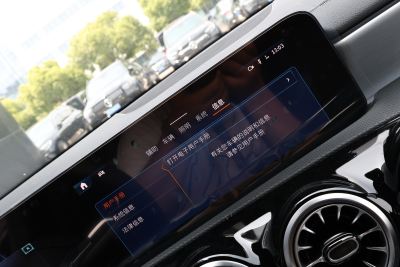 2025款 改款 AMG A 35 L 4MATIC-内饰-图片-有驾 2025款 改款 AMG A 35 L 4MATIC-内饰-图片-有驾