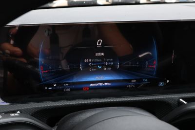 2025款 改款 AMG A 35 L 4MATIC-内饰-图片-有驾 2025款 改款 AMG A 35 L 4MATIC-内饰-图片-有驾