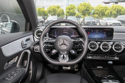 2025款 改款 AMG A 35 L 4MATIC-内饰-图片-有驾 2025款 改款 AMG A 35 L 4MATIC-内饰-图片-有驾