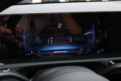 2025款 改款 AMG A 35 L 4MATIC-内饰-图片-有驾 2025款 改款 AMG A 35 L 4MATIC-内饰-图片-有驾