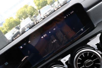 2025款 改款 AMG A 35 L 4MATIC-内饰-图片-有驾 2025款 改款 AMG A 35 L 4MATIC-内饰-图片-有驾