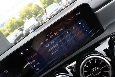 2025款 改款 AMG A 35 L 4MATIC-内饰-图片-有驾 2025款 改款 AMG A 35 L 4MATIC-内饰-图片-有驾
