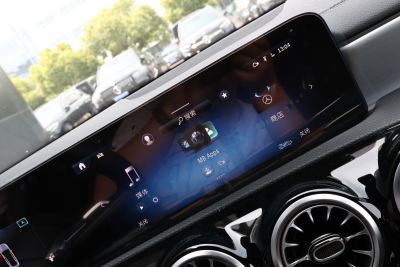 2025款 改款 AMG A 35 L 4MATIC-内饰-图片-有驾 2025款 改款 AMG A 35 L 4MATIC-内饰-图片-有驾