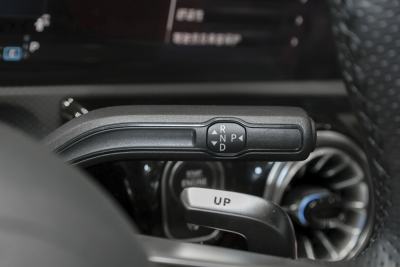 2025款 改款 AMG A 35 L 4MATIC-内饰-图片-有驾 2025款 改款 AMG A 35 L 4MATIC-内饰-图片-有驾