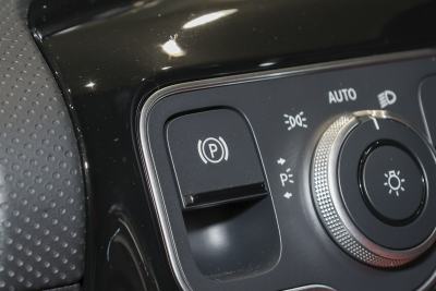 2025款 改款 AMG A 35 L 4MATIC-内饰-图片-有驾 2025款 改款 AMG A 35 L 4MATIC-内饰-图片-有驾