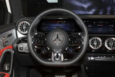 2025款 改款 AMG A 35 L 4MATIC-内饰-图片-有驾 2025款 改款 AMG A 35 L 4MATIC-内饰-图片-有驾