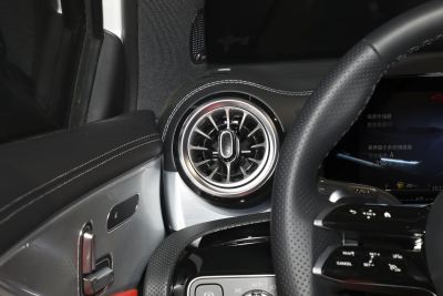 2025款 改款 AMG A 35 L 4MATIC-内饰-图片-有驾 2025款 改款 AMG A 35 L 4MATIC-内饰-图片-有驾