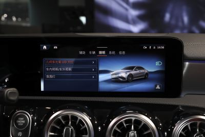 2025款 改款 AMG A 35 L 4MATIC-内饰-图片-有驾 2025款 改款 AMG A 35 L 4MATIC-内饰-图片-有驾